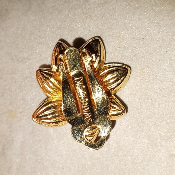 Vintage Swarovski clip earrings - Picture 3 of 7